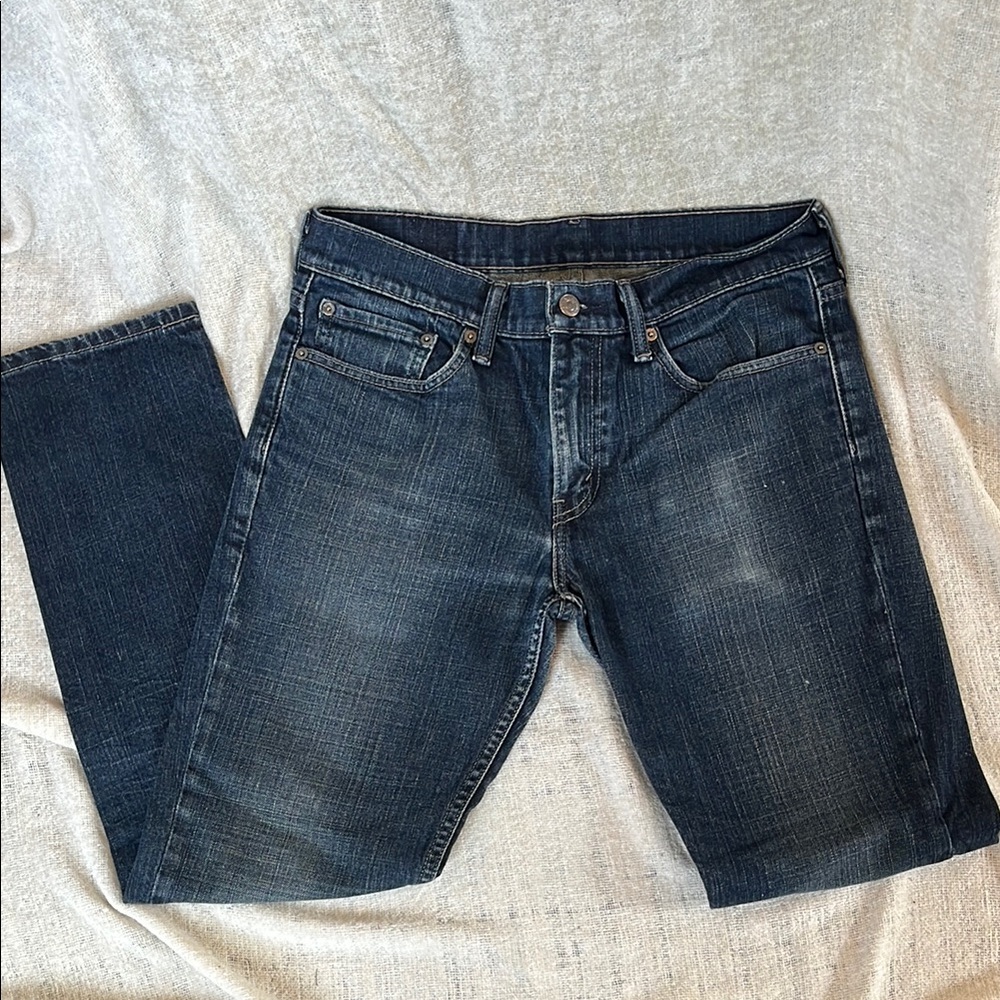 Levi's Blue Straight Jeans with Classic Styling